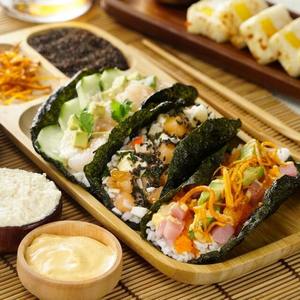Sushi, Tacos Mexicanos+